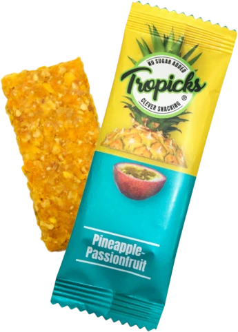 Tropicks ananasų ir pasiflorų batonėlis pakuotėje