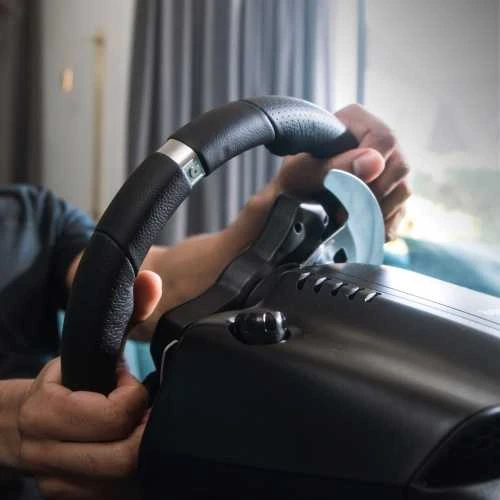 Logitech G920 Driving Force žaidimų vairas skirtas Xbox One ir PC su pedalais