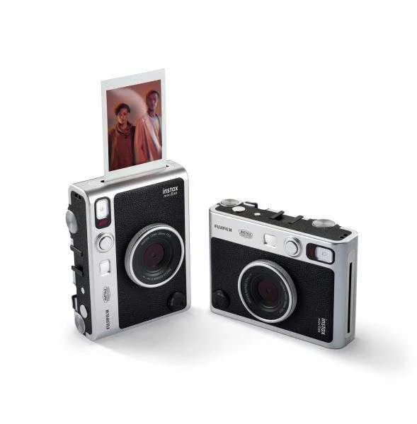 Fujifilm Momentinis fotoaparatas instax mini EVO Juodas (Juodas; USB TYPE micro B)