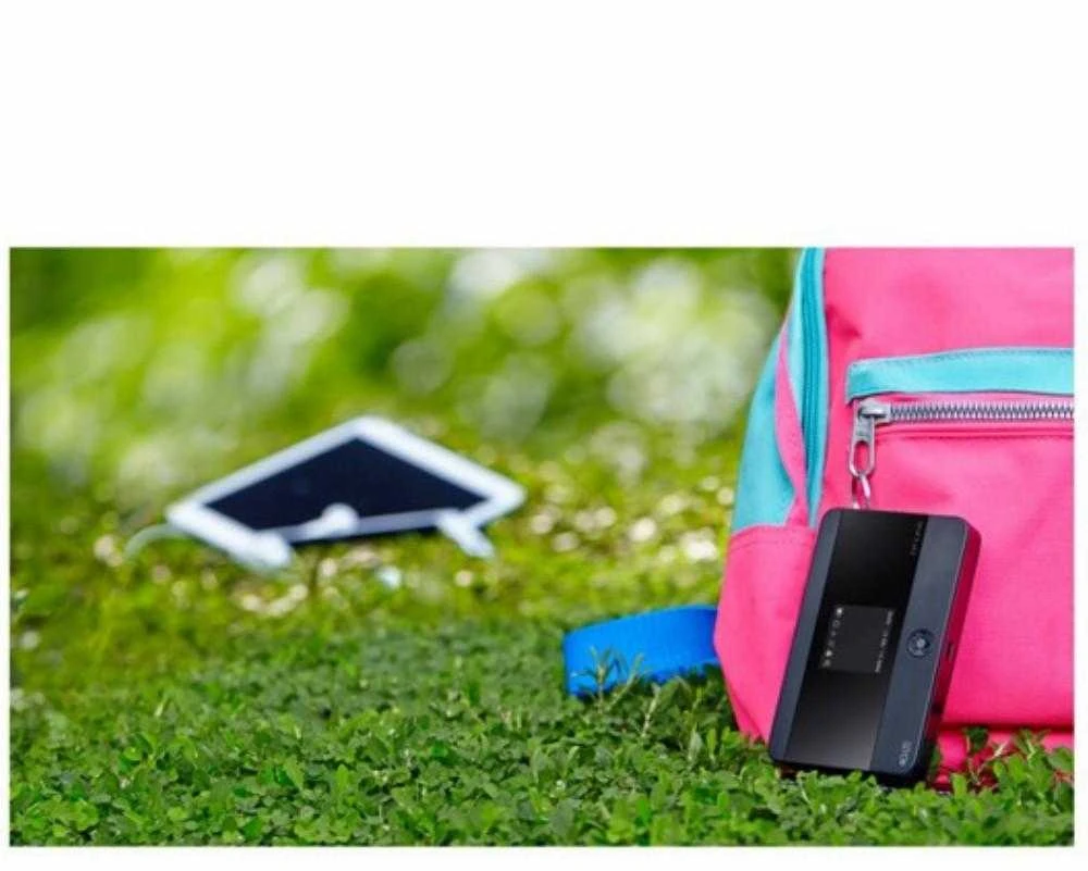 Modemas TP-LINK mobilusis 4G LTE WLAN Maršrutizatorius su integr.4G modemu, SIM kortelės lizdas, 1,4 colio TFT Ekranas, 2550 mAH Akku, Micro SD kortelės lizdas