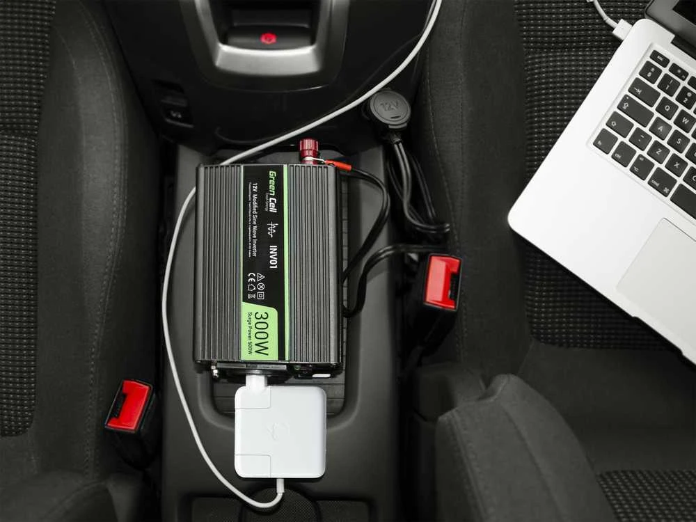 Green Cell Žalias Cell Inverteris 24/230V 500W modifikuota sinusinė išėjimo įtampa Žalias Cell