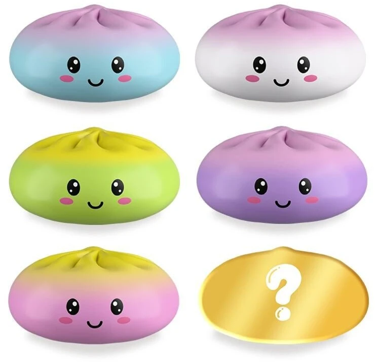 Trendhaus Minkomas antistresinis žaislas XXL – Koldūnas (Ø 15,5 cm) (1 „Mystery Box“, 6 dizainai)