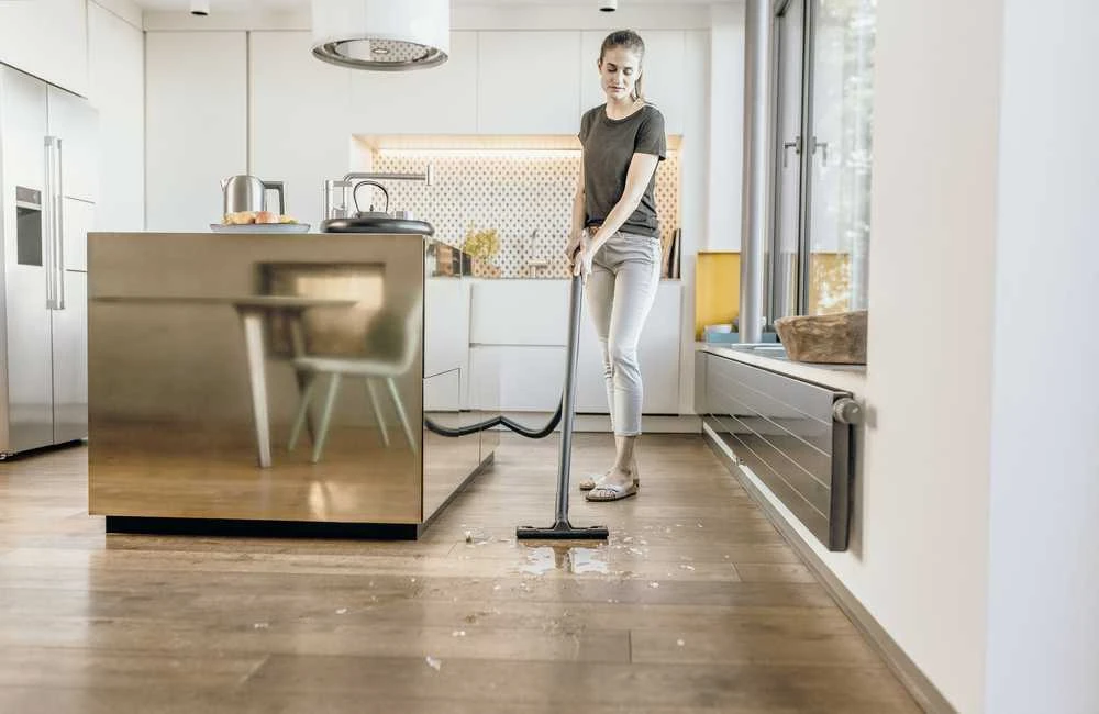 Kärcher Drėgno ir sauso valymo dulkių siurblys WD 2 Plus S V-15/4/18 | 1.628-050.0