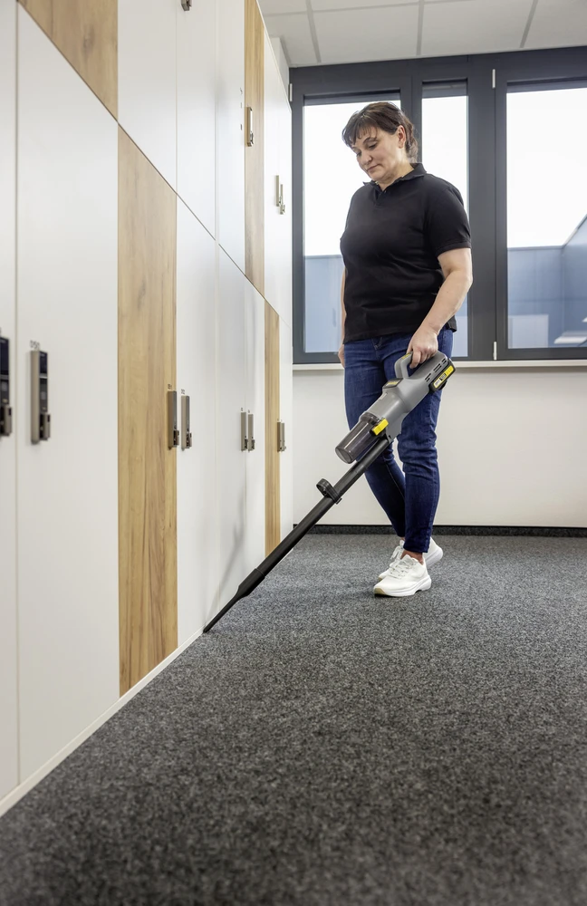 Dulkių siurblys Karcher LVS 1/1 Bp; 18 V (be akumuliatoriaus ir pakrovėjo)