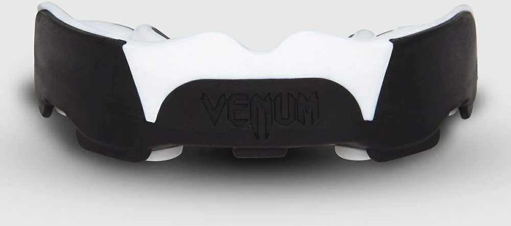 Apsauga dantims Venum Predator - Juodas/Baltas