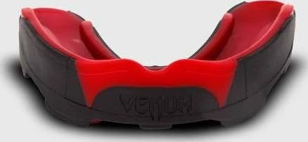 Apsauga dantims Venum Predator - Juodas/Raudona