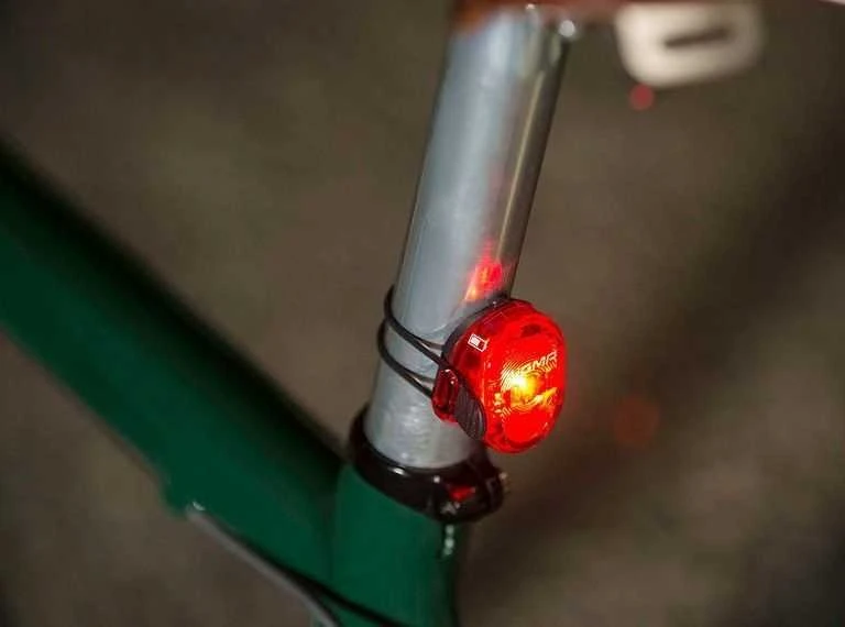 SIGMA AURA 80 USB priekinis žibintas + NUGGET II galinis žibintas