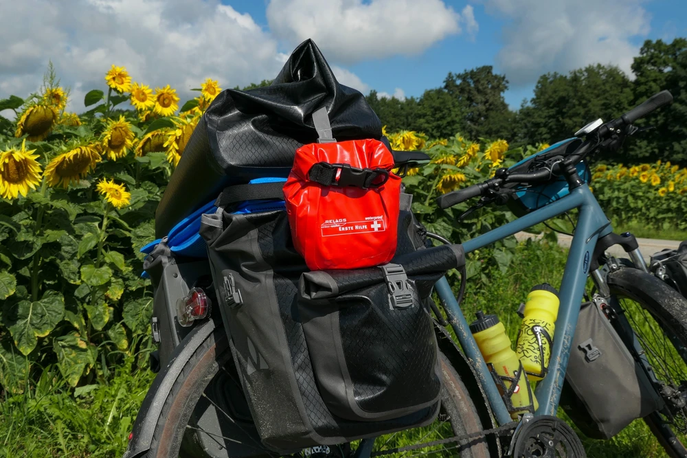 BasicNature First aid kit 'Plus'