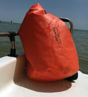 Basicnature Neperšlampamas maišas Basic Nature 500D 35L, raudonas