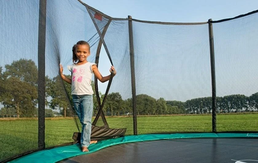 Batutas BERG Favorit Regular 430, žalias, su saugos tinklu Comfort