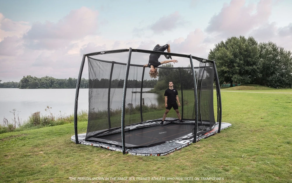 BERG Sports Ultim Pro Bouncer FlatGround 500 + apsauginis tinklas XL