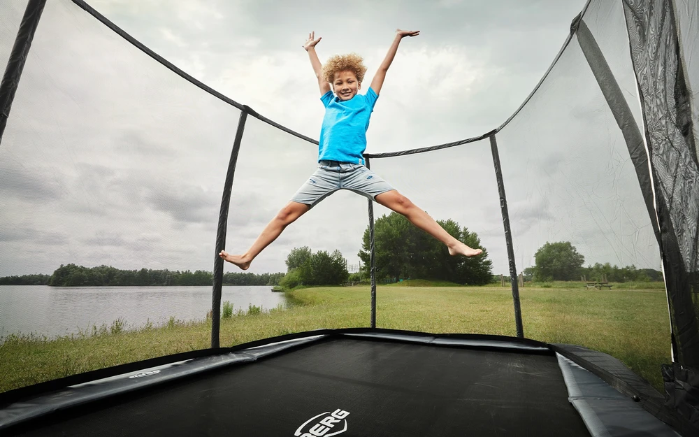 BERG Ultim Champion FlatGround 500 Juodas + Safety Net DLX XL