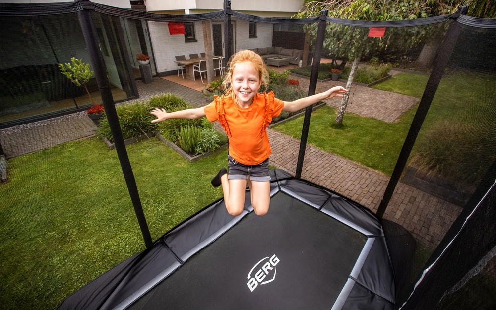 BERG Ultim Favorit InGround 280 žalias + apsauginis tinklas Comfort