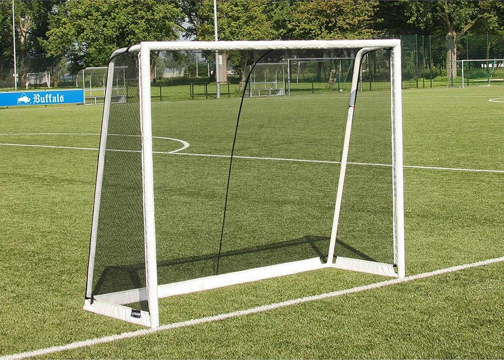 Buffalo pasaulio futbolo čempionato vartai (225x175x80 cm)