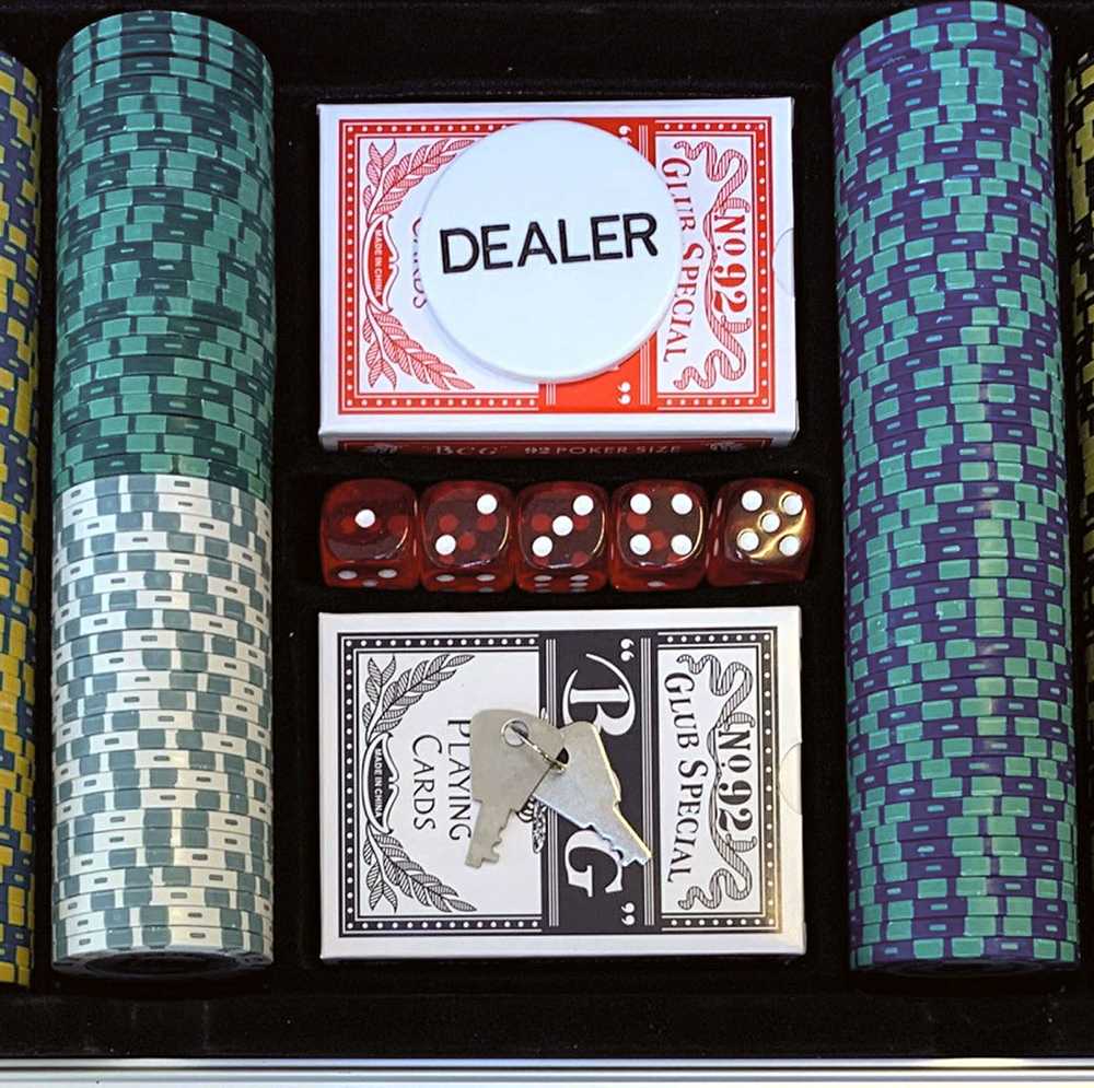 Buffalo Pokerset DLX 500 Clay Chips 13,5gr Value