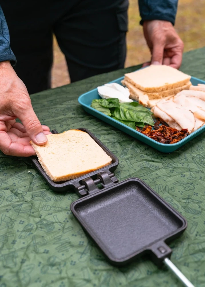 Coghlans sumuštinių keptuvė Camp Cooker