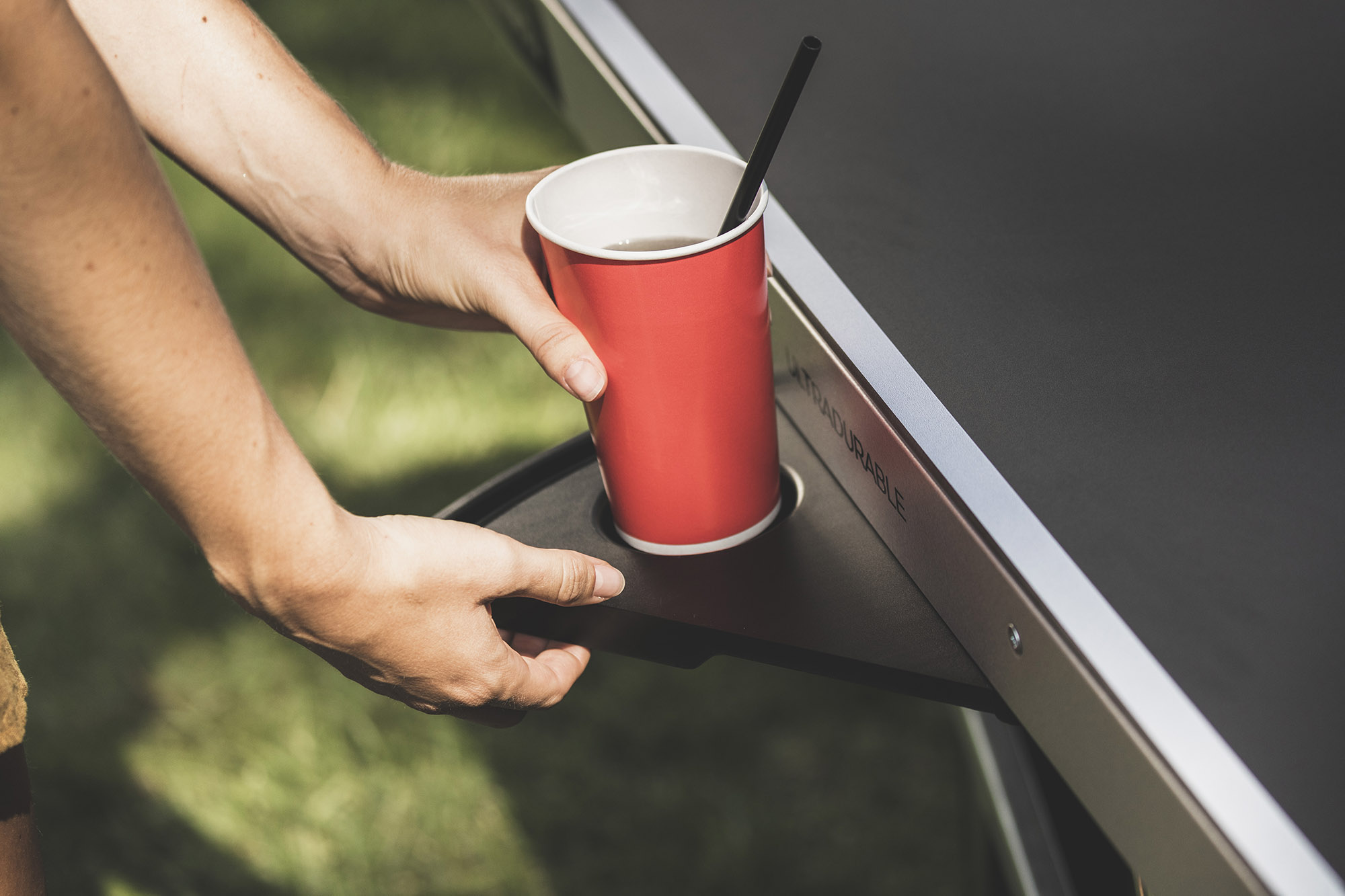 Lauko stalo teniso stalas Cornilleau Prestige 5mm Outdoor aprašymas - Prekės nuotrauka