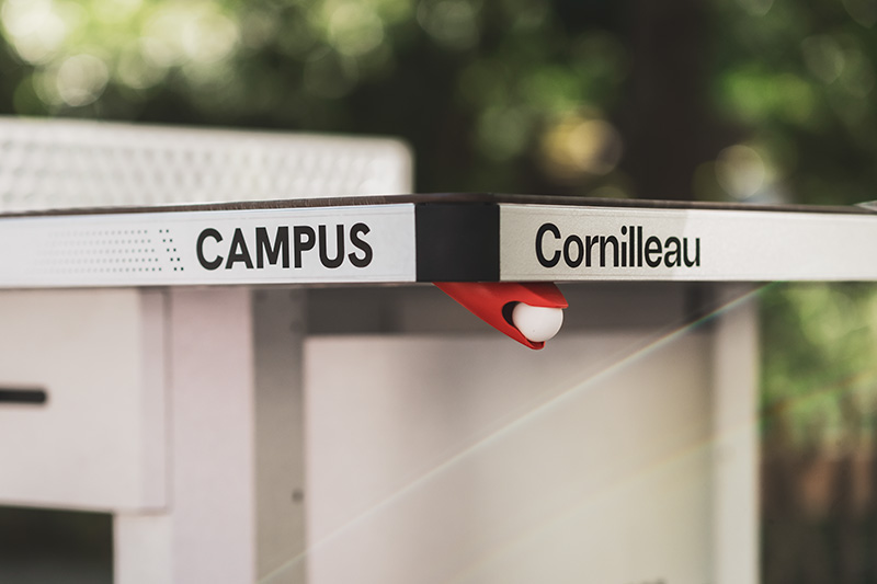 Lauko teniso stalas Cornilleau 510M Campus Outdoor, pilkas aprašymas - Prekės nuotrauka