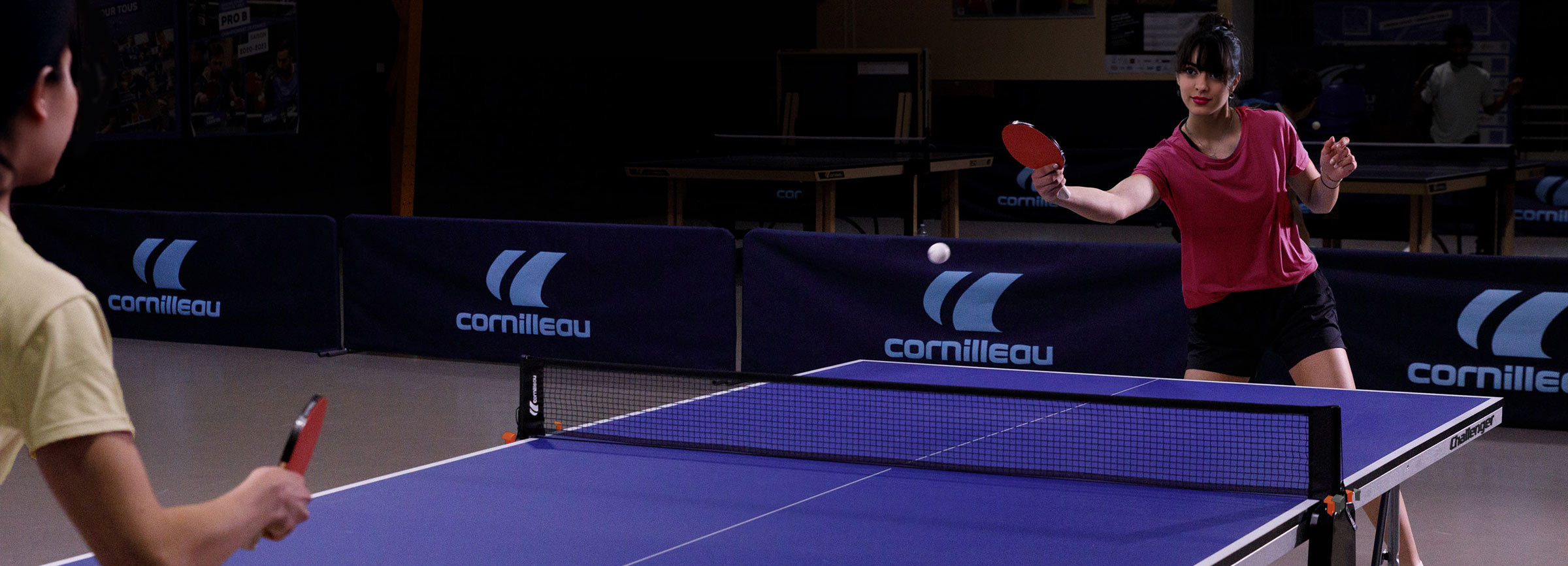 Cornilleau Stalo teniso stalas Challenger Indoor aprašymas - Prekės nuotrauka