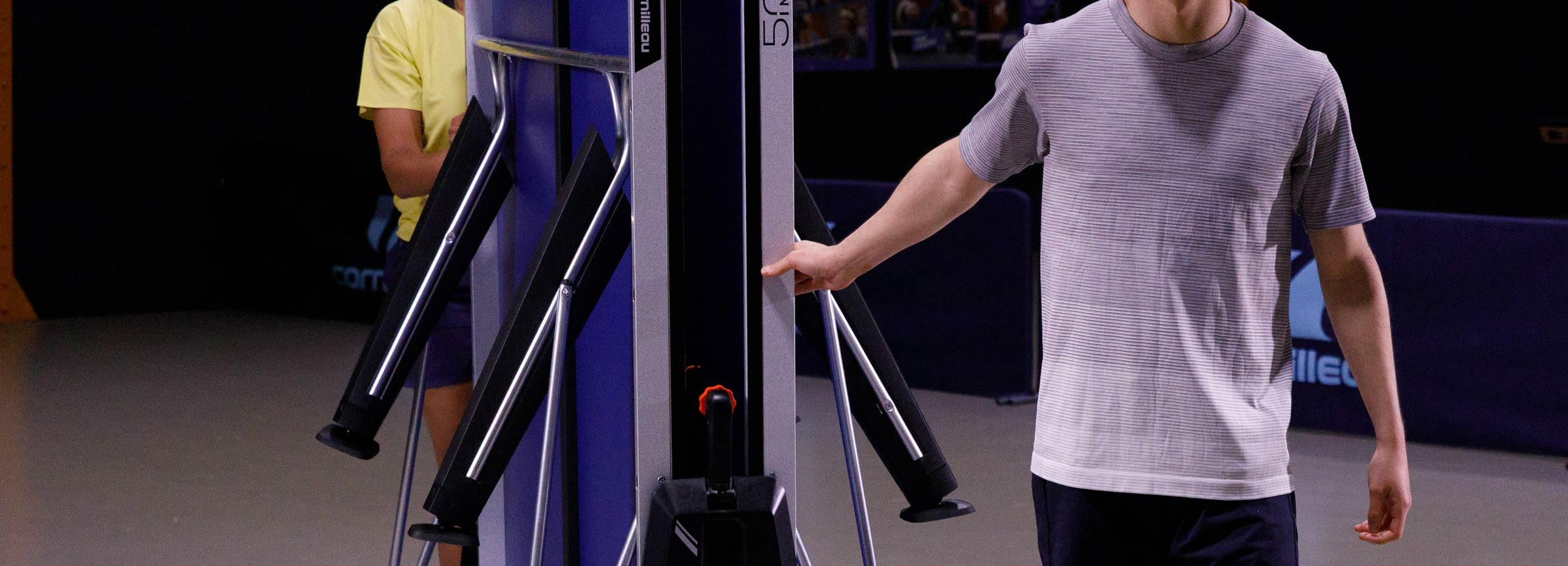 Stalo teniso stalas Cornilleau Sport 500 Indoor, pilkas aprašymas - Prekės nuotrauka