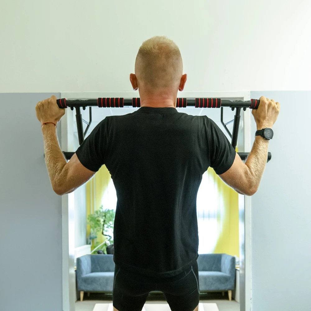 Durų staktos skersinis su treniruočių diržais inSPORTline HR5003 70–92cm (iki 200kg)