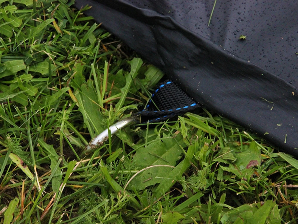EXIT Supreme Ground Level Rectangular 244x427 (8x14ft) Weather Cover Batuto dangtis
