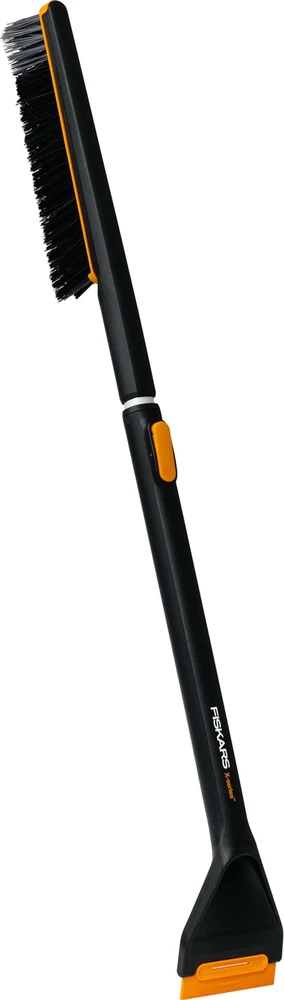 FISKARS X-SERIES TELESKOPINIS SNIEGO VALYMO ŠEPETYS IR GRANDIKLIS