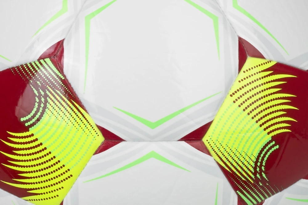 FUTBOLO KAMUOLYS SELECT CONTRA v26 FIFA Basic dydis 4