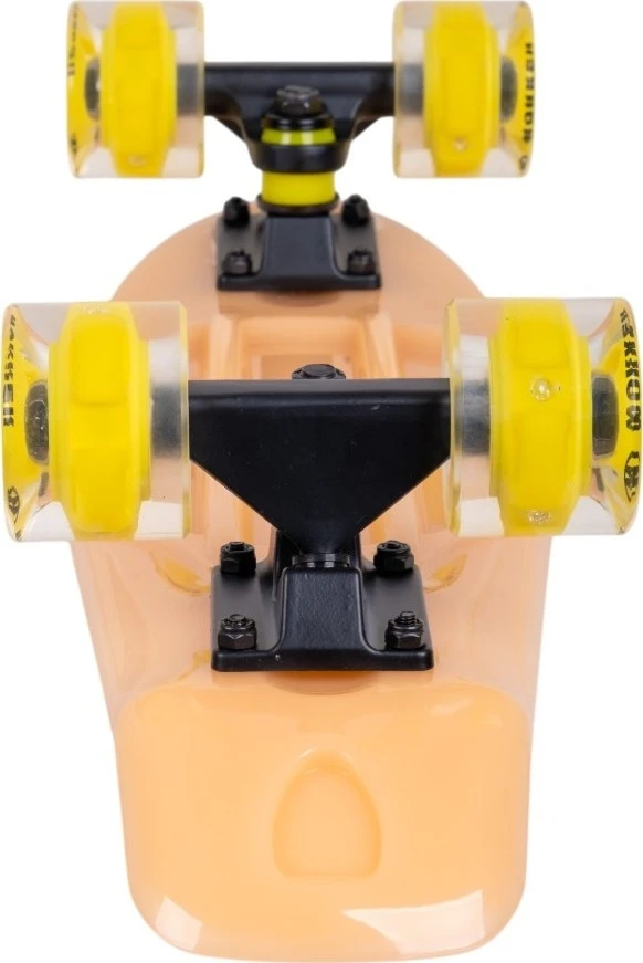 Tamsoje šviečiantis penny boardas su šviečiančiais ratukais WORKER Solosy C1 22″