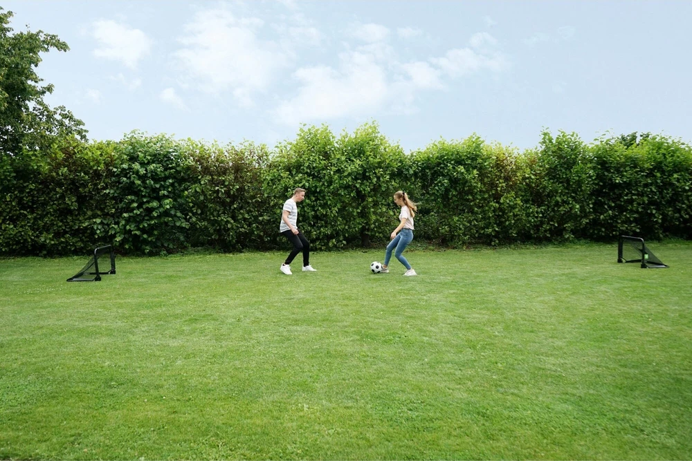 Greitai ir lengvai surenkami futbolo vartai Exit Pico 90x60cm (2vnt.)
