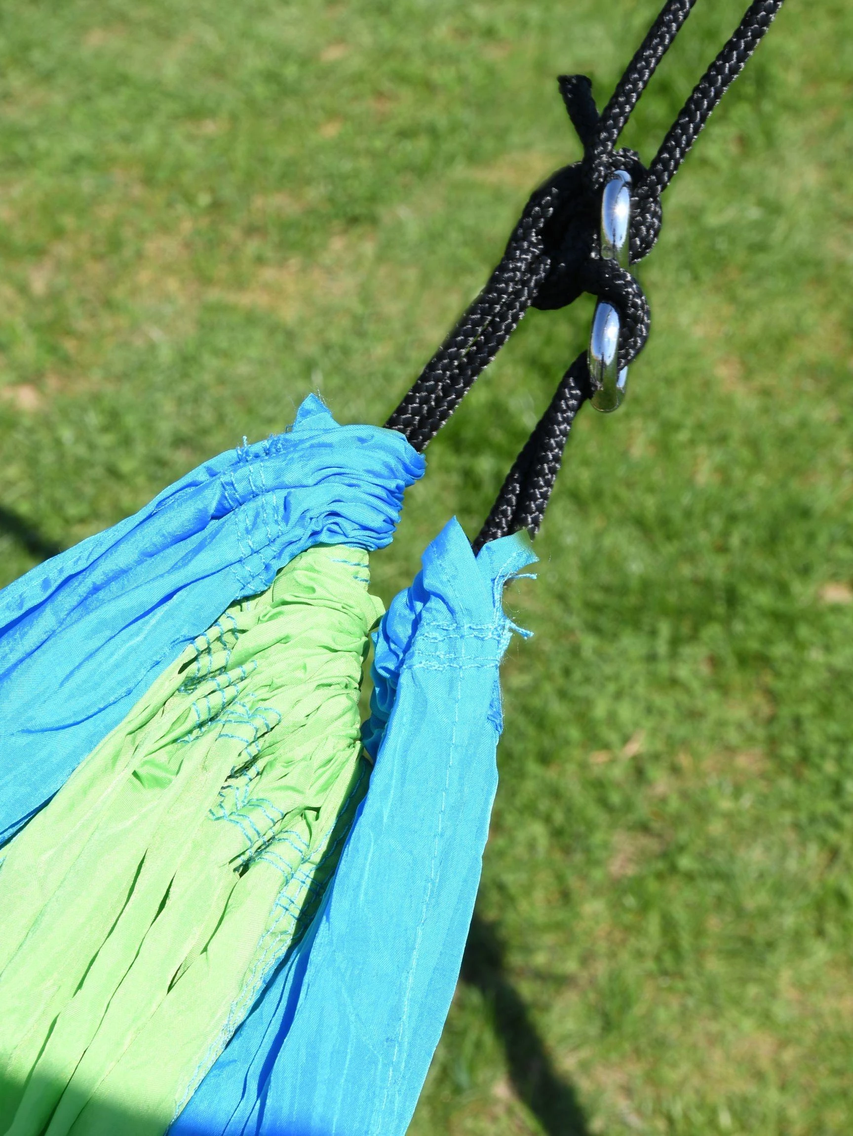 Hamakas Cattara Nylon – žalias-mėlynas 275 x 137 cm