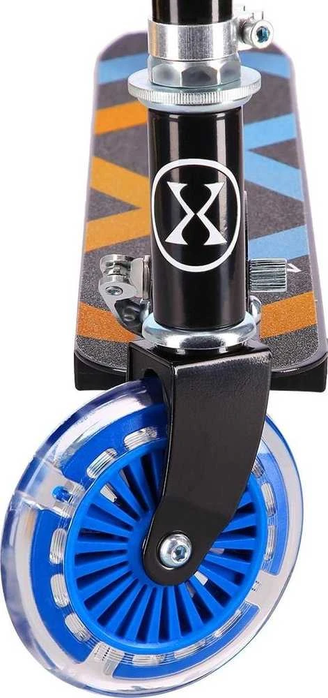 HD025 MĖLYNAS MOTOROLERIS NILS EXTREME