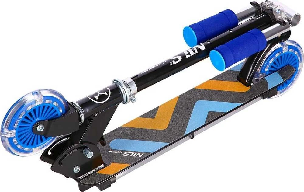 HD025 MĖLYNAS MOTOROLERIS NILS EXTREME
