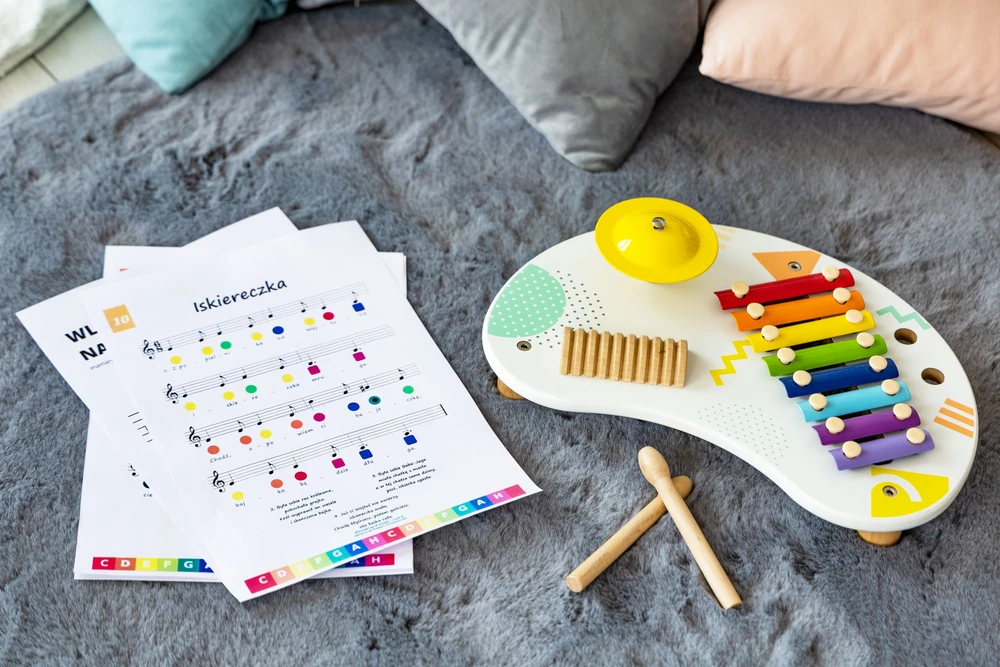 Muzikinis staliukas su cimbolais ECOTOYS +18 mėn.