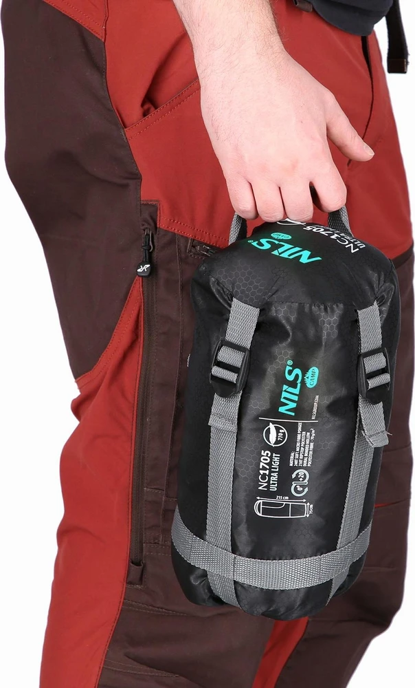 Nils Extreme Itin lengvas miegmaišis NC1705, juodos ir mėtų spalvos, NILS CAMP