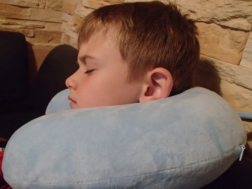 Kaklo pagalvė BasicNature Kids, mėlyna