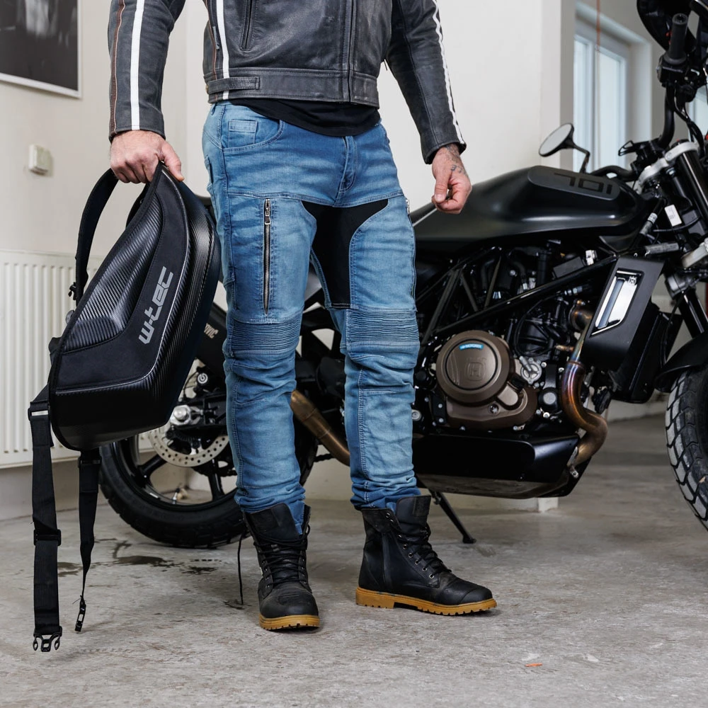 Kietasvorė motociklo kuprinė W-TEC Shellter