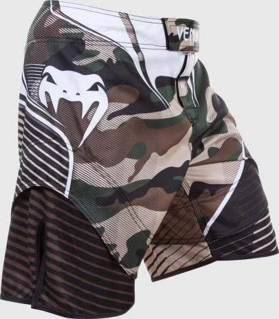 MMA šortai Venum Camo Hero, žali/rudi