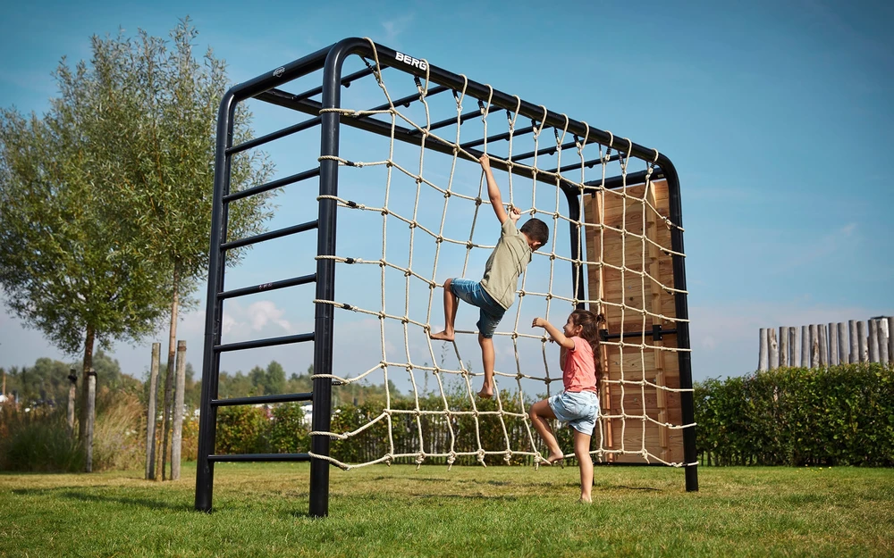 Laipiojimo tinklas Berg PlayBase, M dydis