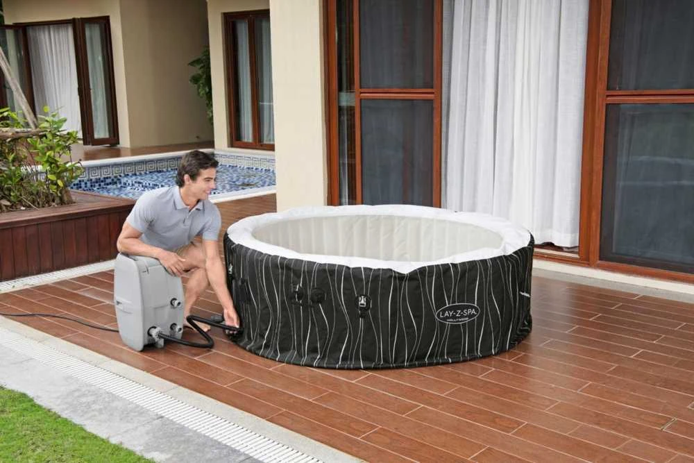 "Lay-Z-Spa" Holivudo sūkurinė vonia BESTWAY