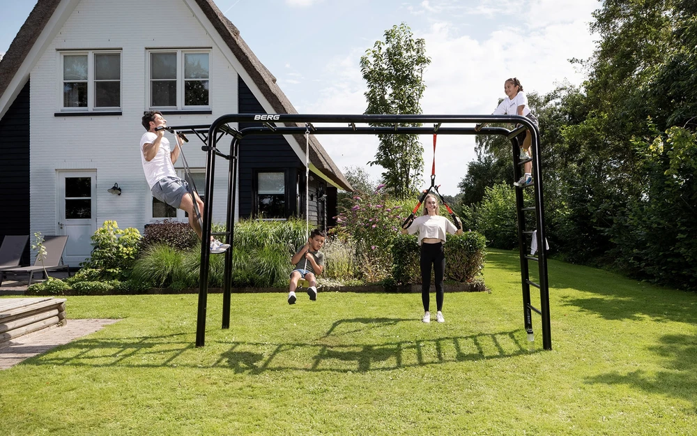 Medinė sūpynė lėkštė Berg PlayBase