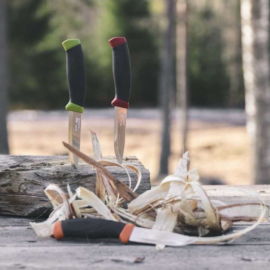Peilis Morakniv Companion, nerūdijantis plienas, tamsiai oranžinis