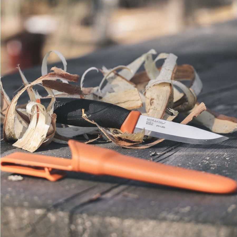 Peilis Morakniv Companion, nerūdijantis plienas, tamsiai oranžinis
