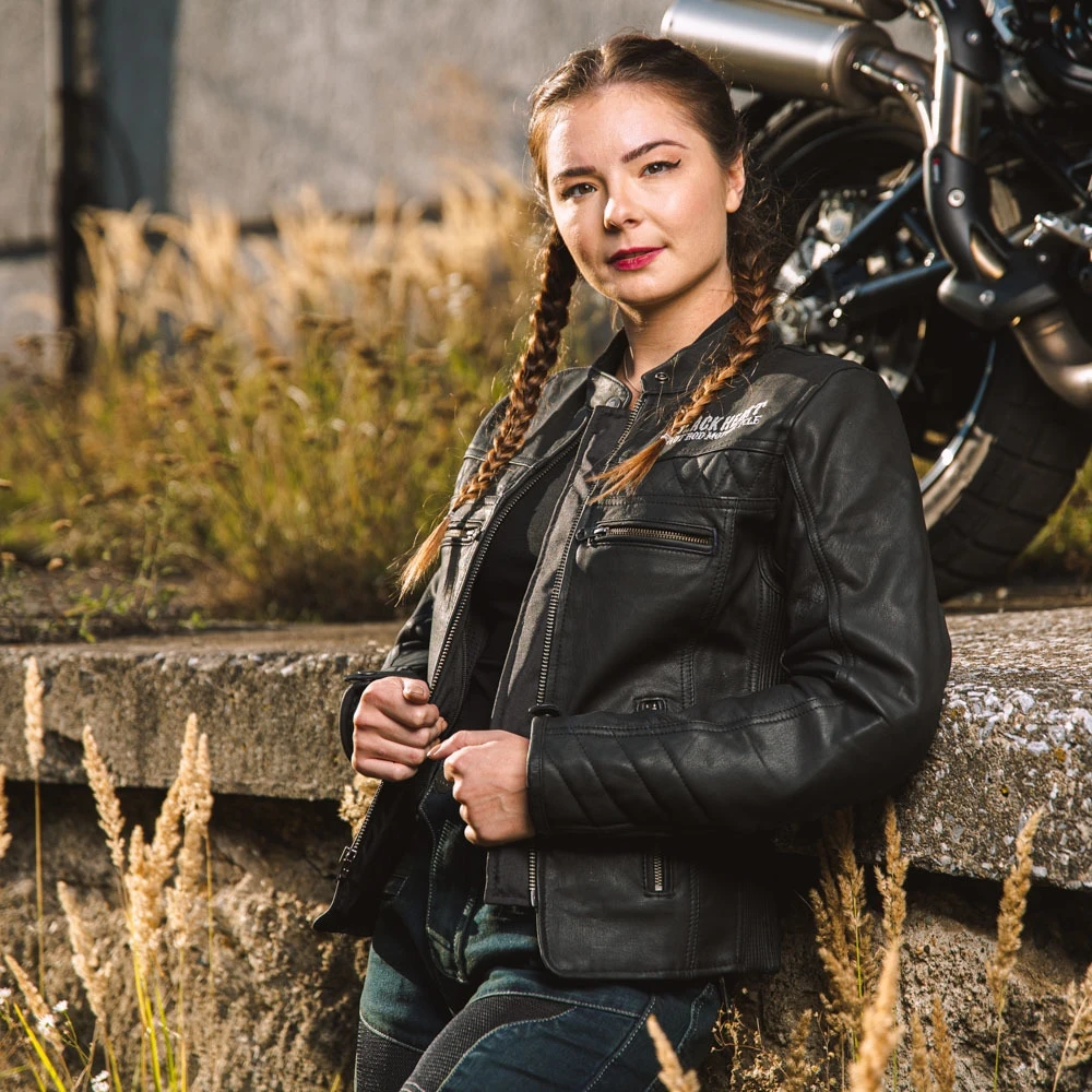 Moteriška odinė motociklininkų striukė W-TEC Juodas Heart Raptura