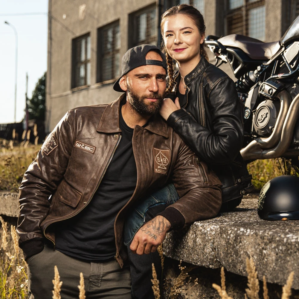 Moteriška odinė motociklininko striukė W-TEC Juodas Heart Lizza
