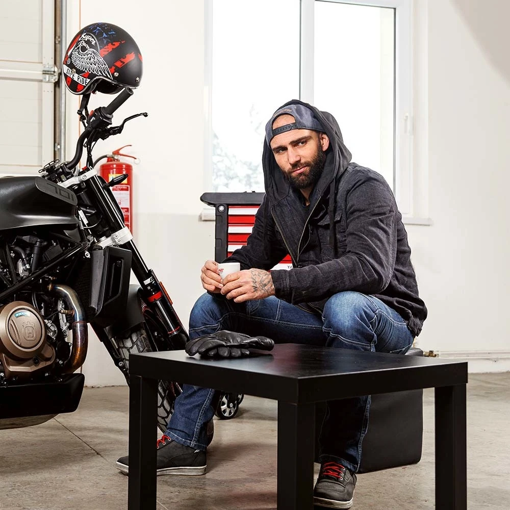 Motociklininko šalmas W-TEC Café Racer
