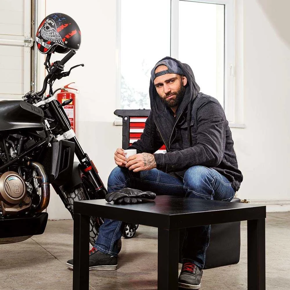 Motociklininko šalmas W-TEC Café Racer