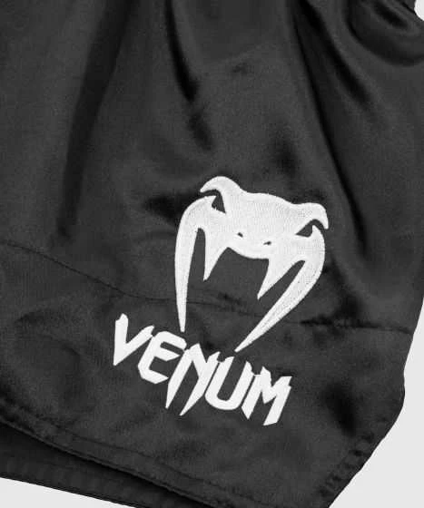Muay Thai šortai Venum Classic - Juodas/Baltas