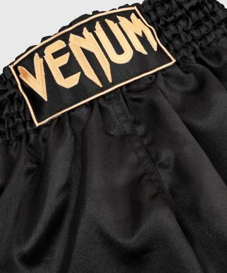 Muay Thai šortai Venum Classic - Juodas/Gold