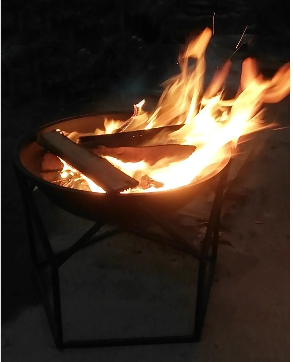 Saska Garden Sodo židinys